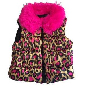 NWT Betsey Johnson Baby Girl Vest with Faux Fur Collar. Size 2T